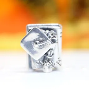 2020 Graduation Books Charm 798910C00